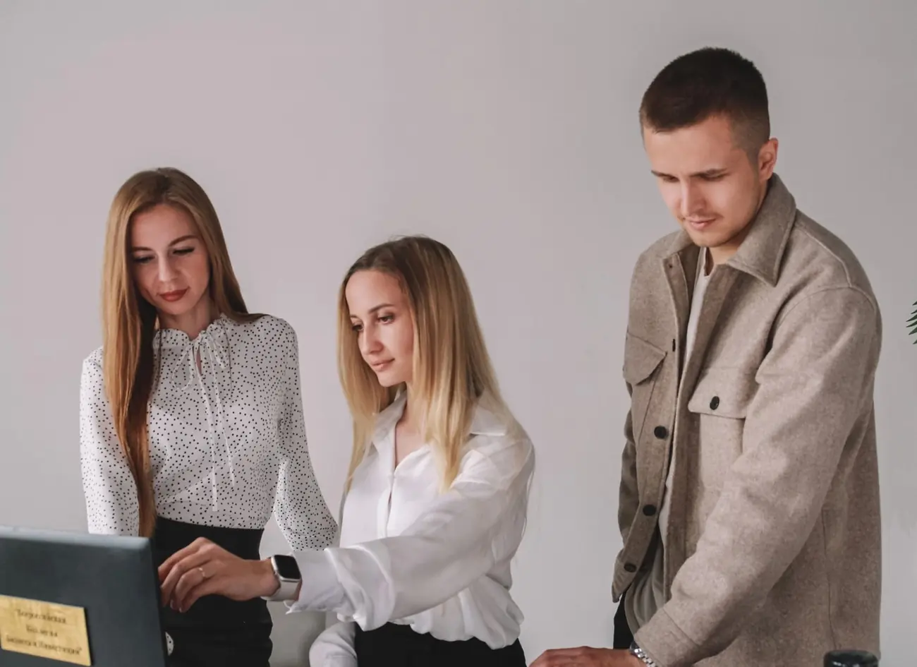 Рабочая обстановка в офисе «Коллегии Бизнеса»